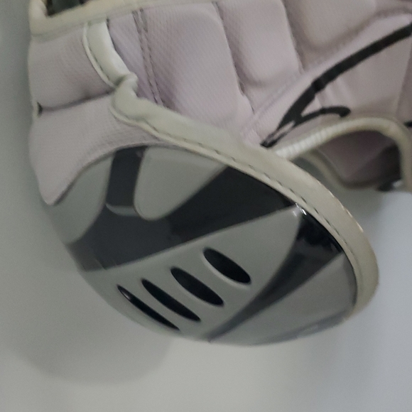 Warrior Other Used Lacrosse Shoulder Pads Poshmark